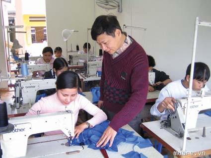 Cửa hàng dạy cắt may uy tín tại Hà Nội